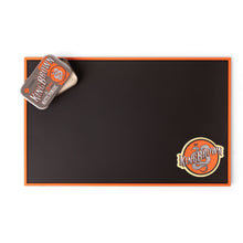 Load image into Gallery viewer, King Brown Pomade | Rubber Tool Mat